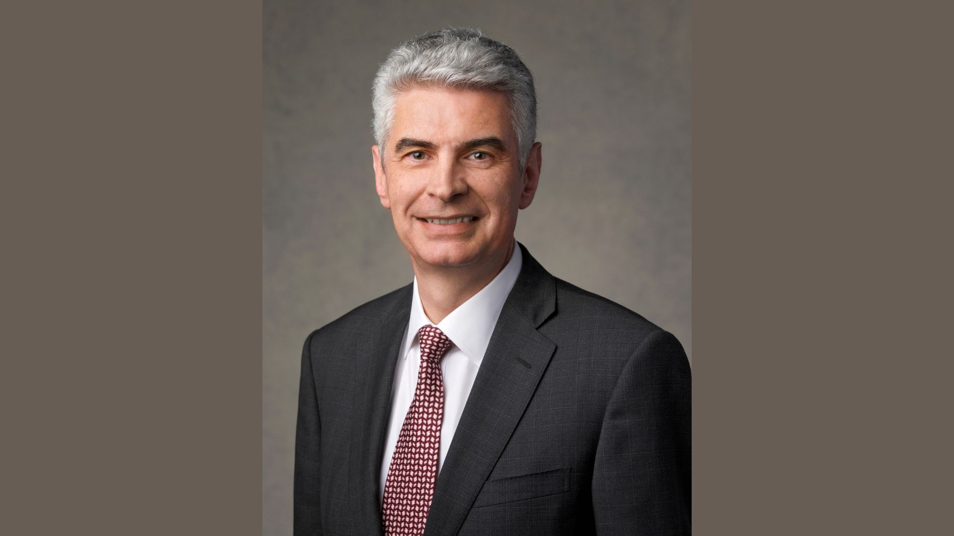 新たに末日聖徒イエス・キリスト教会の十二使徒に召されたジェラルド・コセ―長老