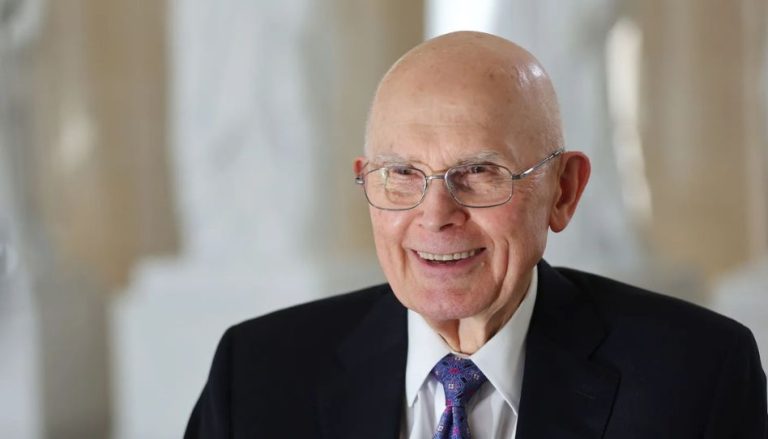 現代に召されている預言者、ダリン・H・オークス