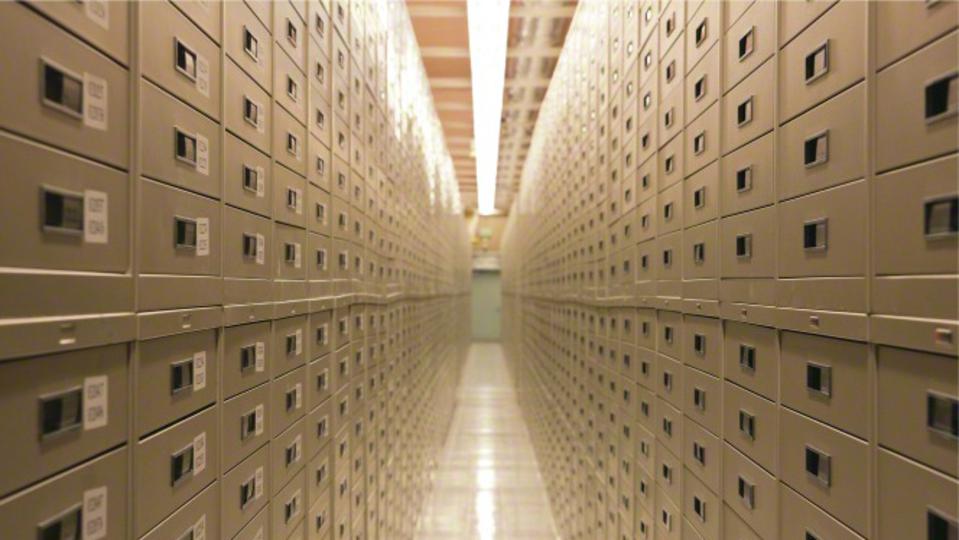 多くの扉が備えられたグラナイトマウンテン保管庫