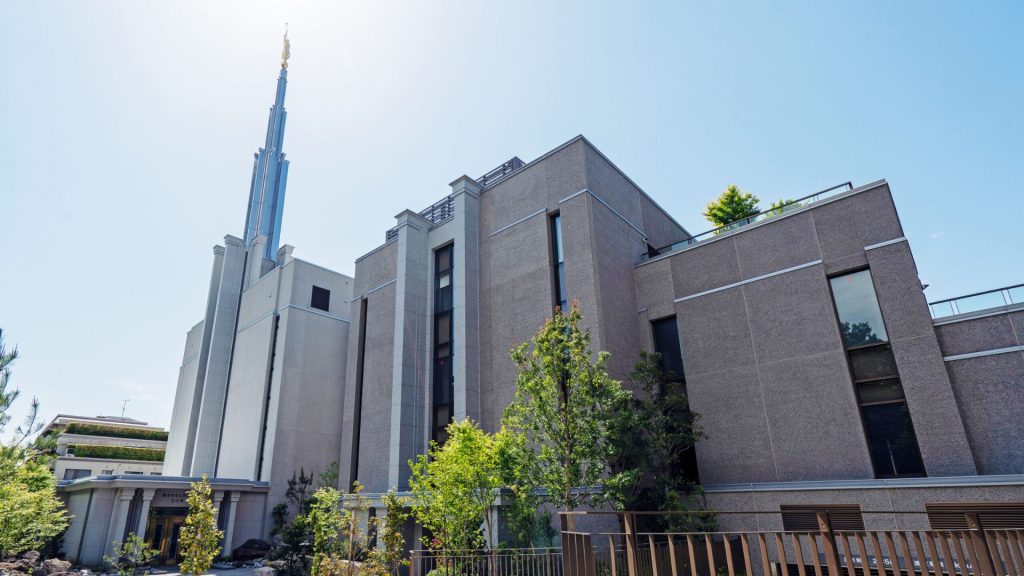 神殿は秘密ではなく神聖である
